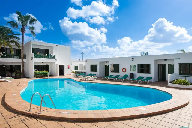 Rocas Blancas Apartments Lanzarote