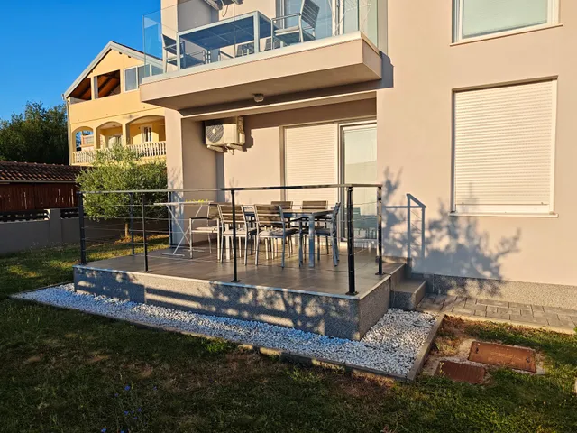 Apartments Villa Navis