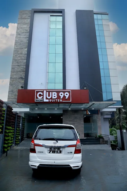 CLUB 99 Suites