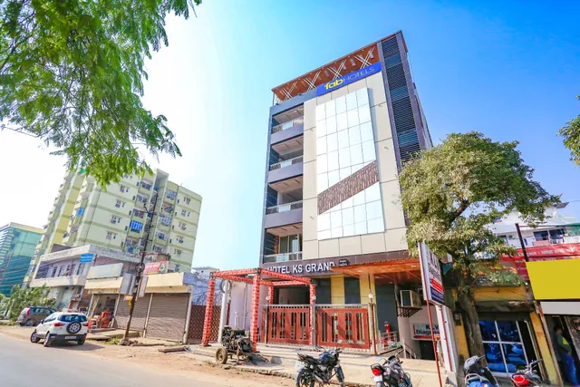 FabHotel KS Grand - Hotel in Kakadeo, Kanpur