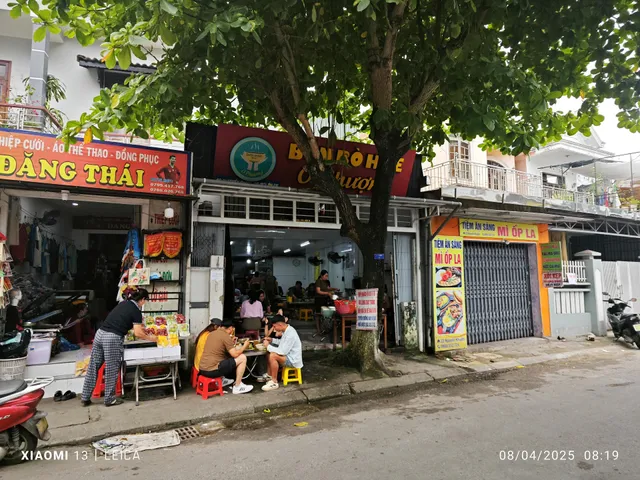 Bún Bò Huế O Phượng