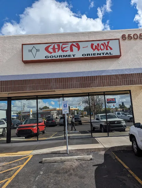 Chen & Wok