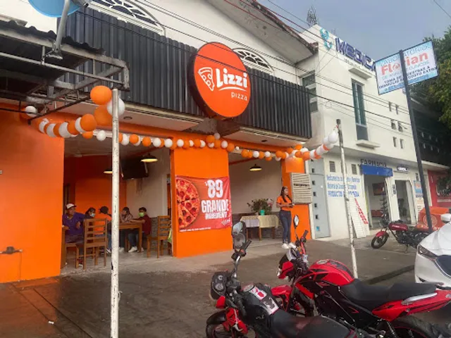 Lizzi PIZZA