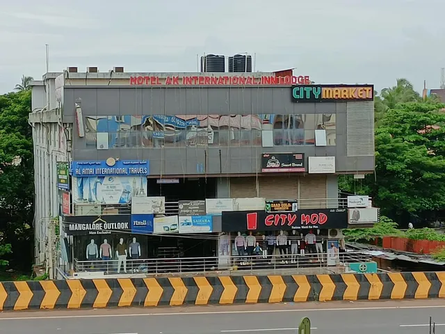 AK INTERNATIONAL LODGE