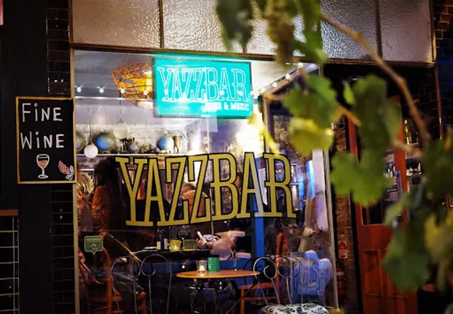 Yazzbar