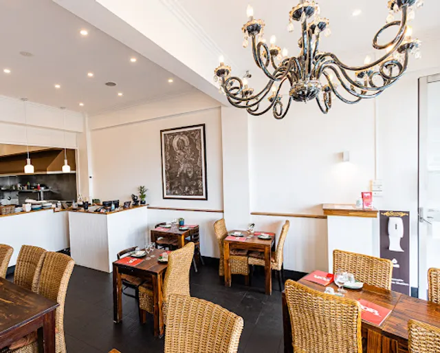 Oops Modern Thai Restaurant