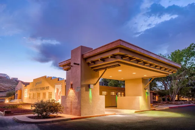Holiday Inn Canyon de Chelly (Chinle) by IHG