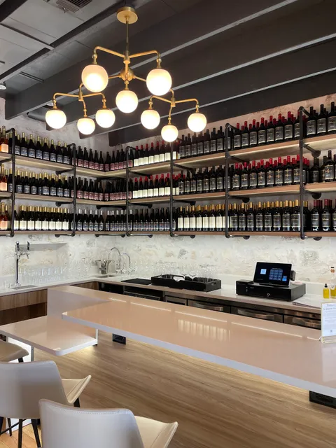 CALIVENCE Wine Tasting Bar + Bistro