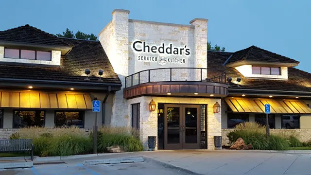 Cheddar's Scratch Kitchen
