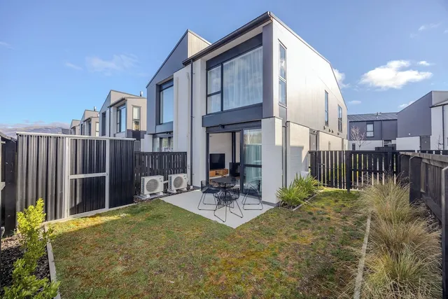 Alpine Junction Townhouse Apartments, Lodge & Hotel