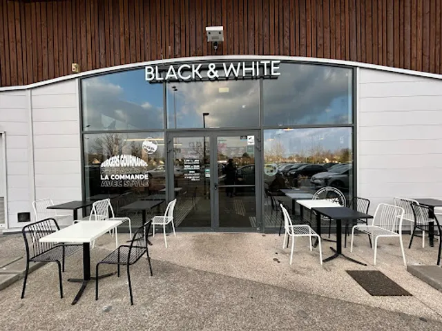 Black & White Burger Ermont