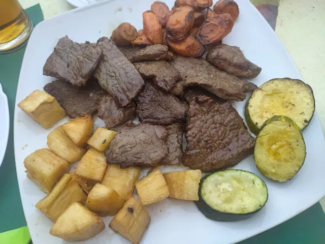 La Vera Churrasqueria Y Pizzería