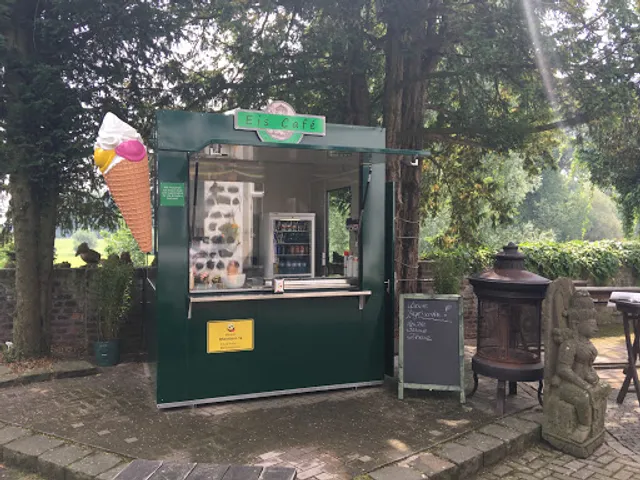 Eisverliebt by Eiscafe am Rheinturm