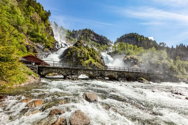 Låtefossen