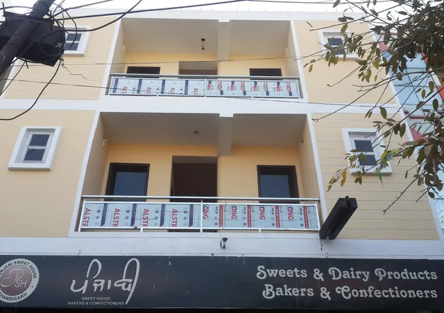 OYO 12379 Hotel Riyasat