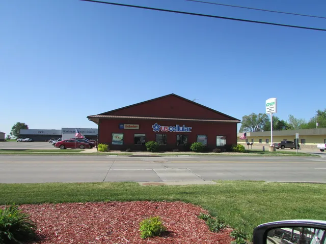 Authorized Retailer UScellular & T-Mobile