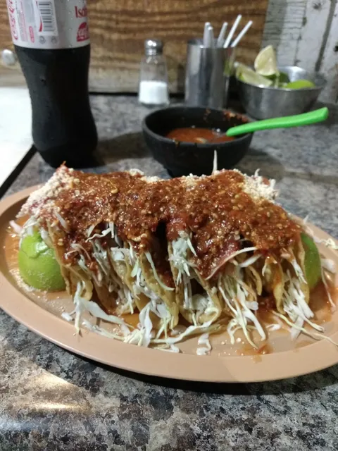 Tacos de papa dorados “El Tío Nacho”