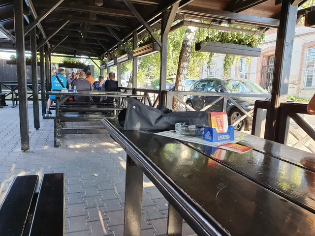 Reštaurácia pri železničnej stanici