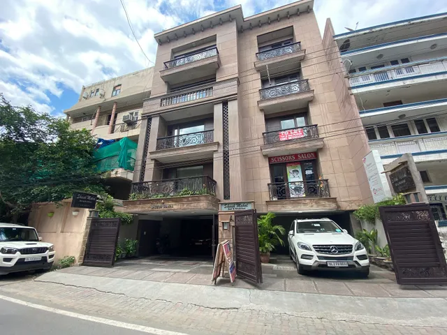 Sheesh Mahal Guest House, South Extension, New Delhi