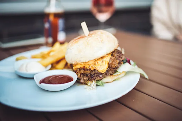 Freiraum Bar - Restaurant & Lounge