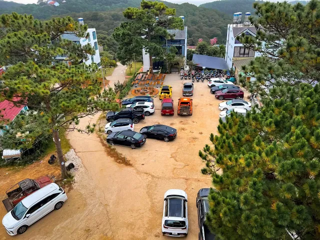 Chateau des Pins - Lâu Đài Thông Đà Lạt