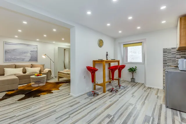 Small, sweet & cosy apartments