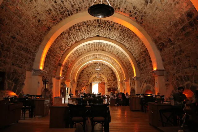 Çakallı Taşhan Restoran