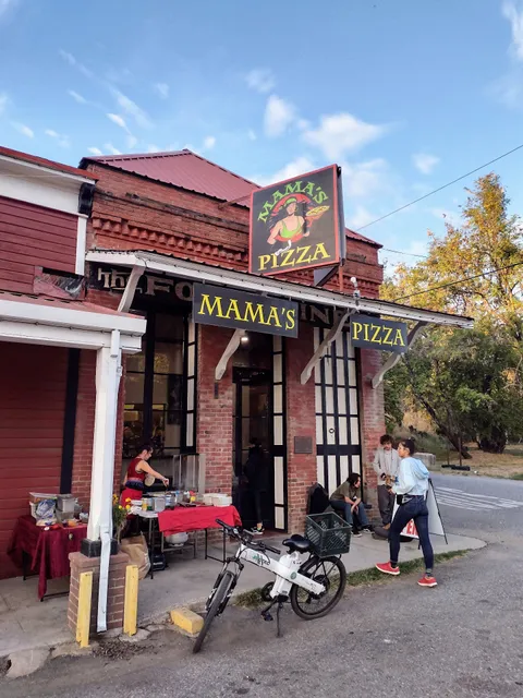 Mama's Pizzeria