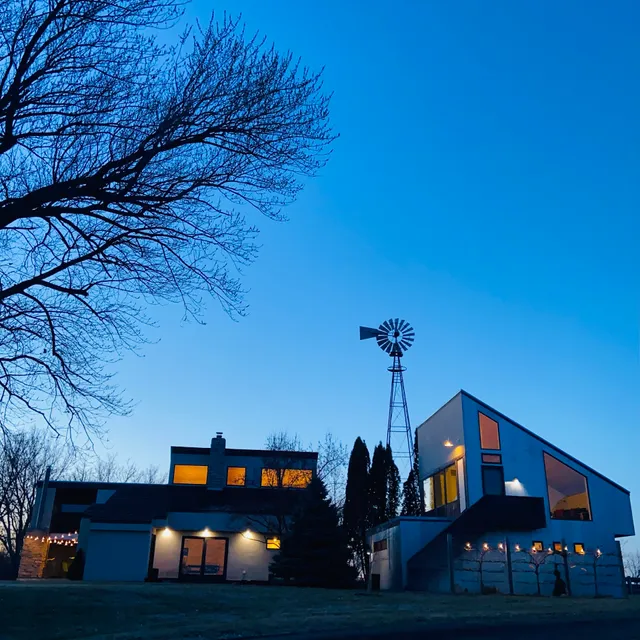 Dutch Lake Farm Guest House BnB