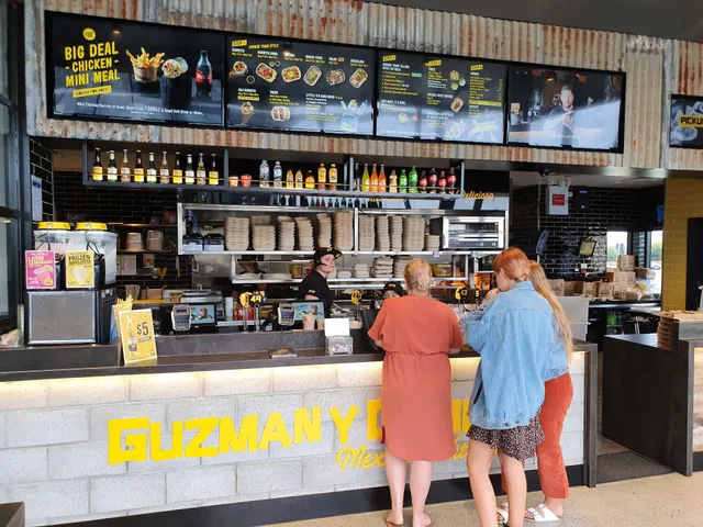 Guzman y Gomez - Helensvale