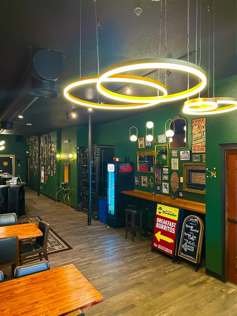 Spotlight Café & Creamery