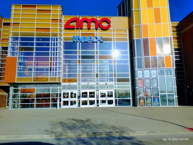 AMC Grove City 14