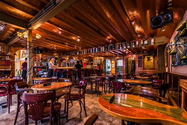 Le Trou du Diable - Brewpub & Restaurant