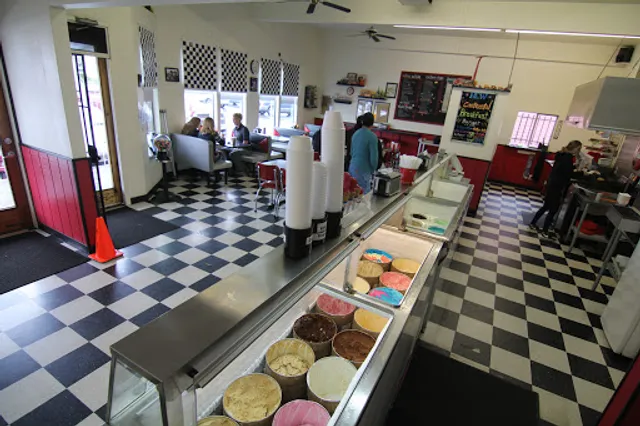 C C Diner & Ice Cream