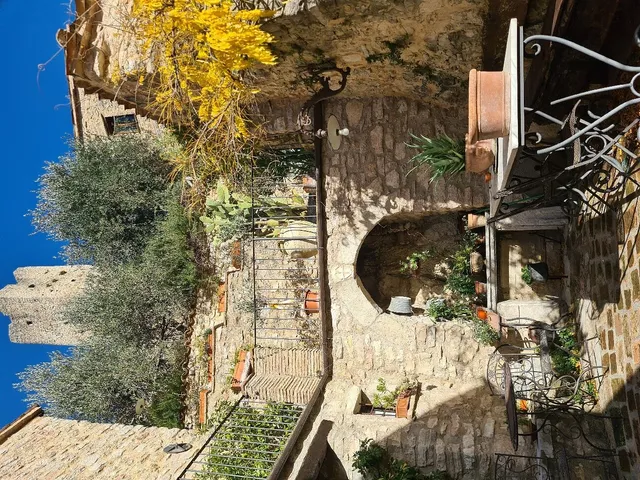 Residenza di Paese Castello del Poggio