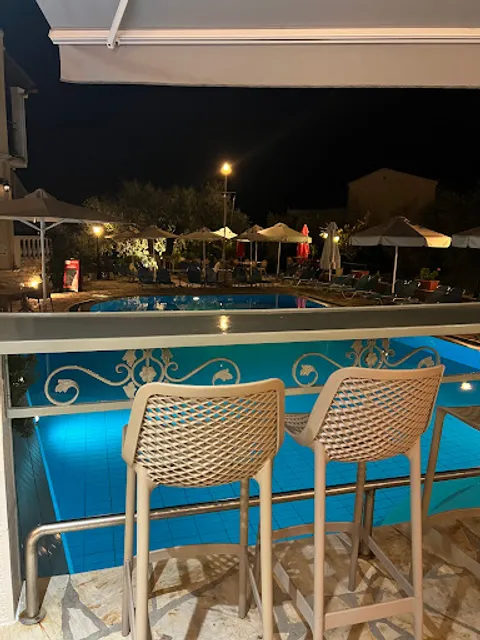 Elia Pool Bar