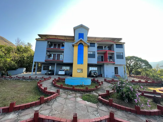 THE GREEN WOOD RESORT