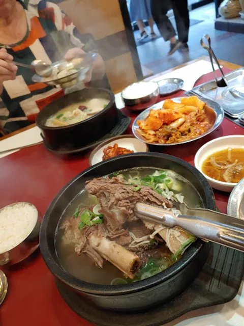 (주)명가원설농탕