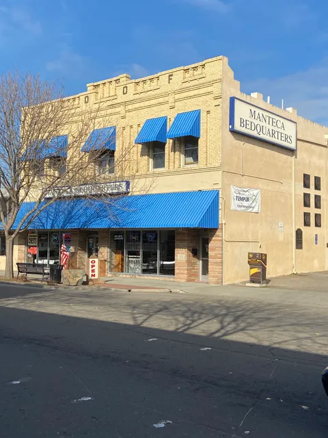 Manteca Bedquarters