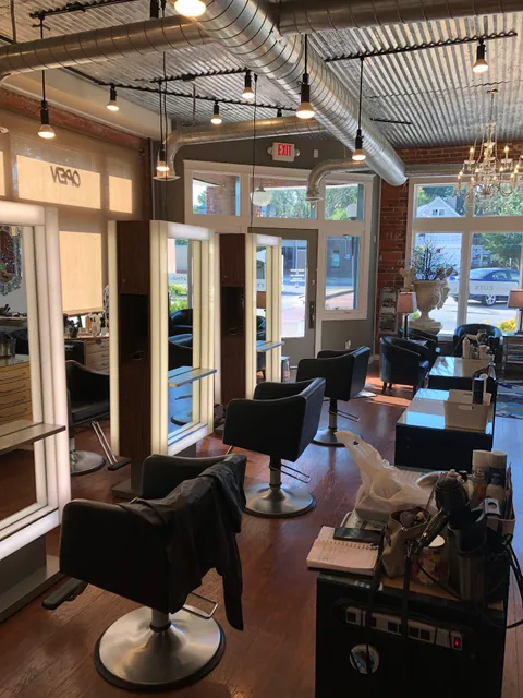 Studio Englewood Salon