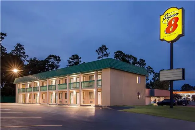 Super 8 by Wyndham Columbia SC / Ft. Jackson
