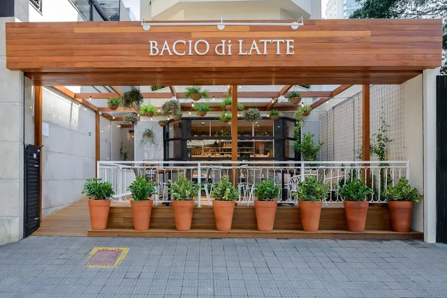 Bacio di Latte - Rua Leopoldo Couto