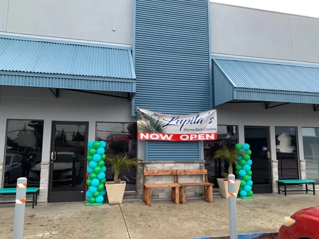 Lupitas Home Style Cocina