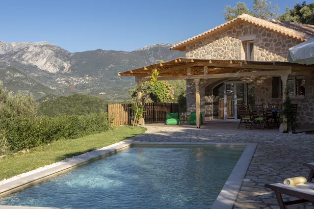 Pnoes Villas | Villas Vasiliki Lefkada | Villa Vasiliki Lefkada