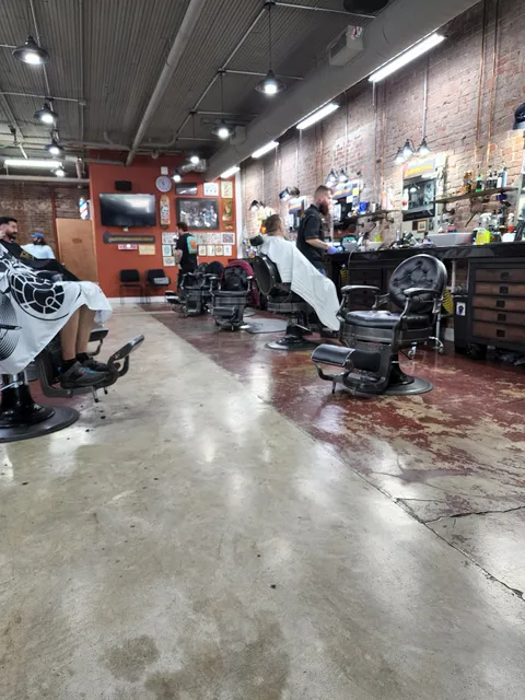 Dogtown Barber Lounge