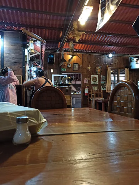 LA CABAÑA DE DON BIGOTES