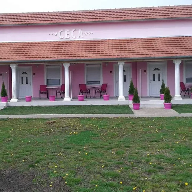 Prenociste Ceca Melenci