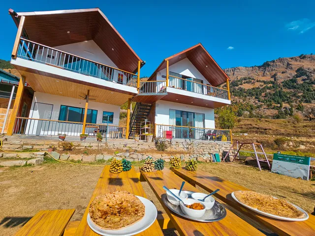 Heaven Hills Cottages - Luxury Stay in Chopta valley, Sari village