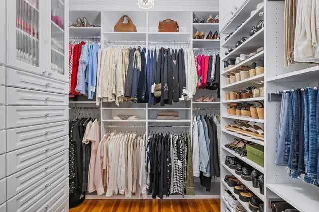 Saint Louis Closet Co.