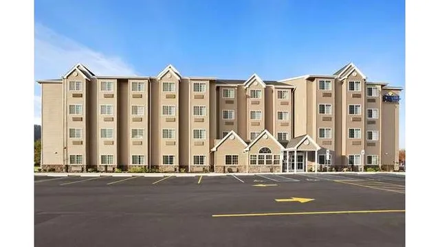 Microtel Inn & Suites by Wyndham Sayre